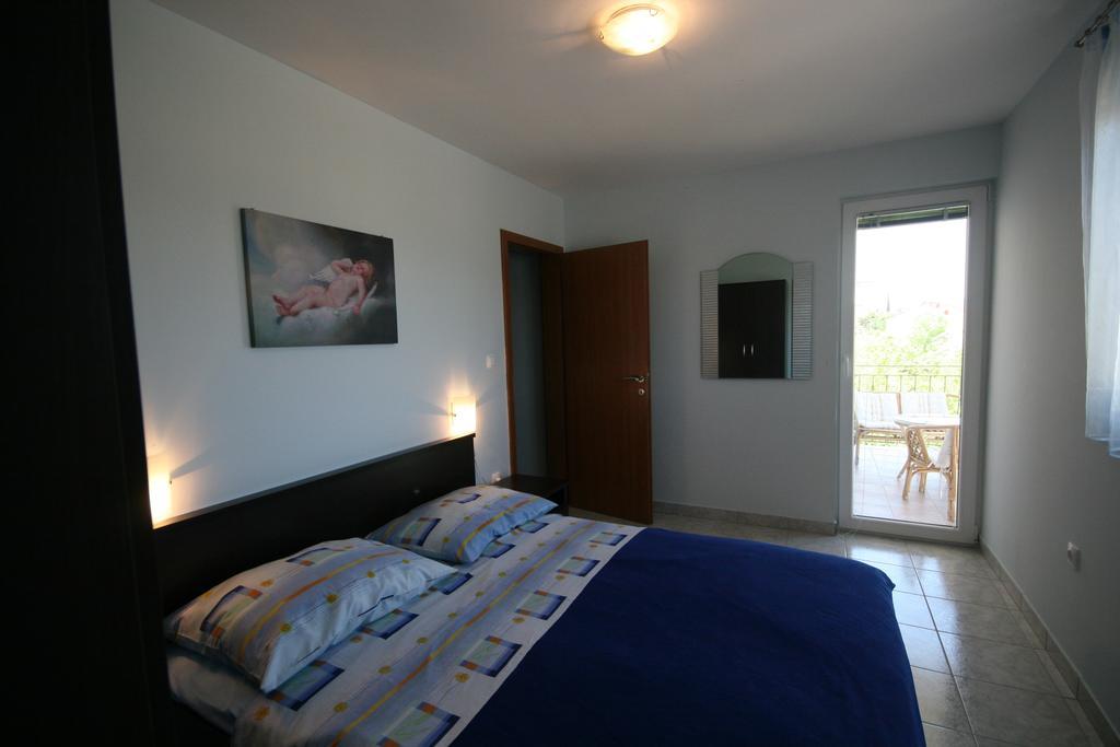 Apartment Jadranka Malinska Exterior foto