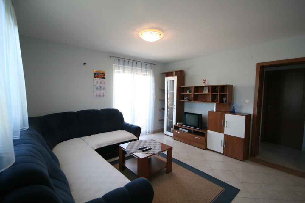 Apartment Jadranka Malinska Zimmer foto