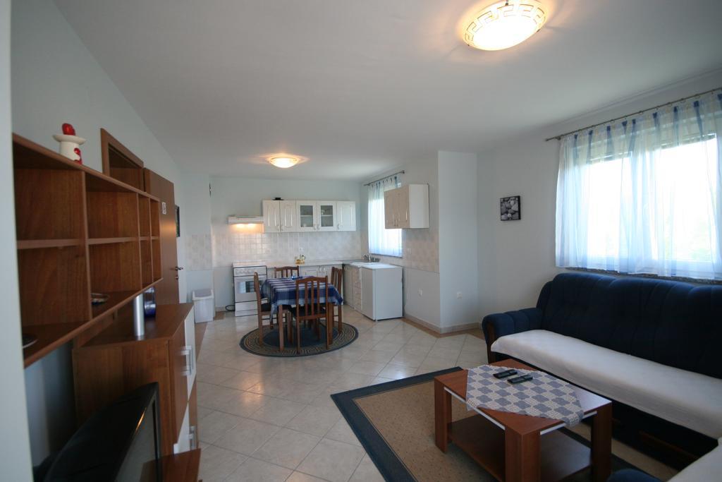 Apartment Jadranka Malinska Zimmer foto
