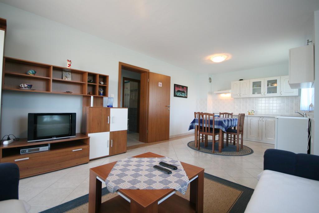 Apartment Jadranka Malinska Zimmer foto